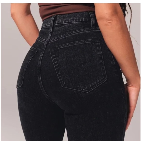 ABERCROMBIE & FITCH Curve Love Ultra High Rise 90s Slim Straight Jean Size 24 - Picture 3 of 12